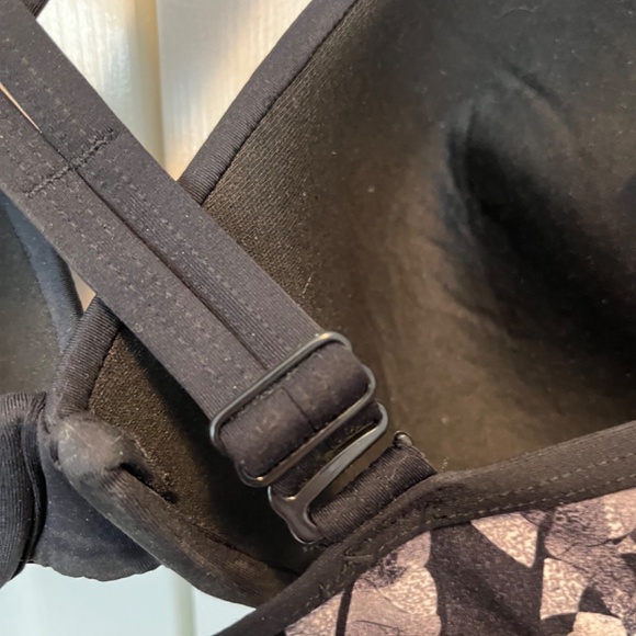 Lole size L underwire bra - Picture 12 of 12